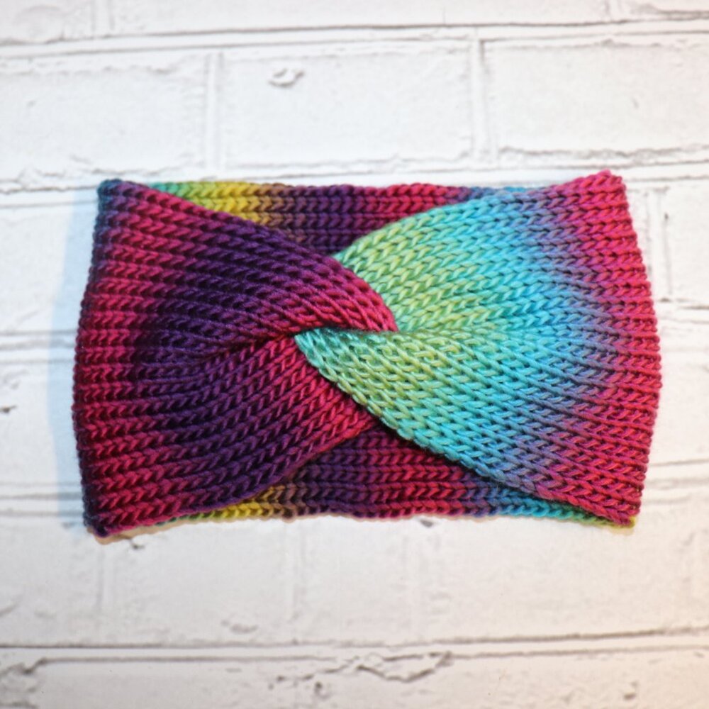 🌈🌀 Twisted Knit Headband – Rainbow Stripes · Handmade · One Size